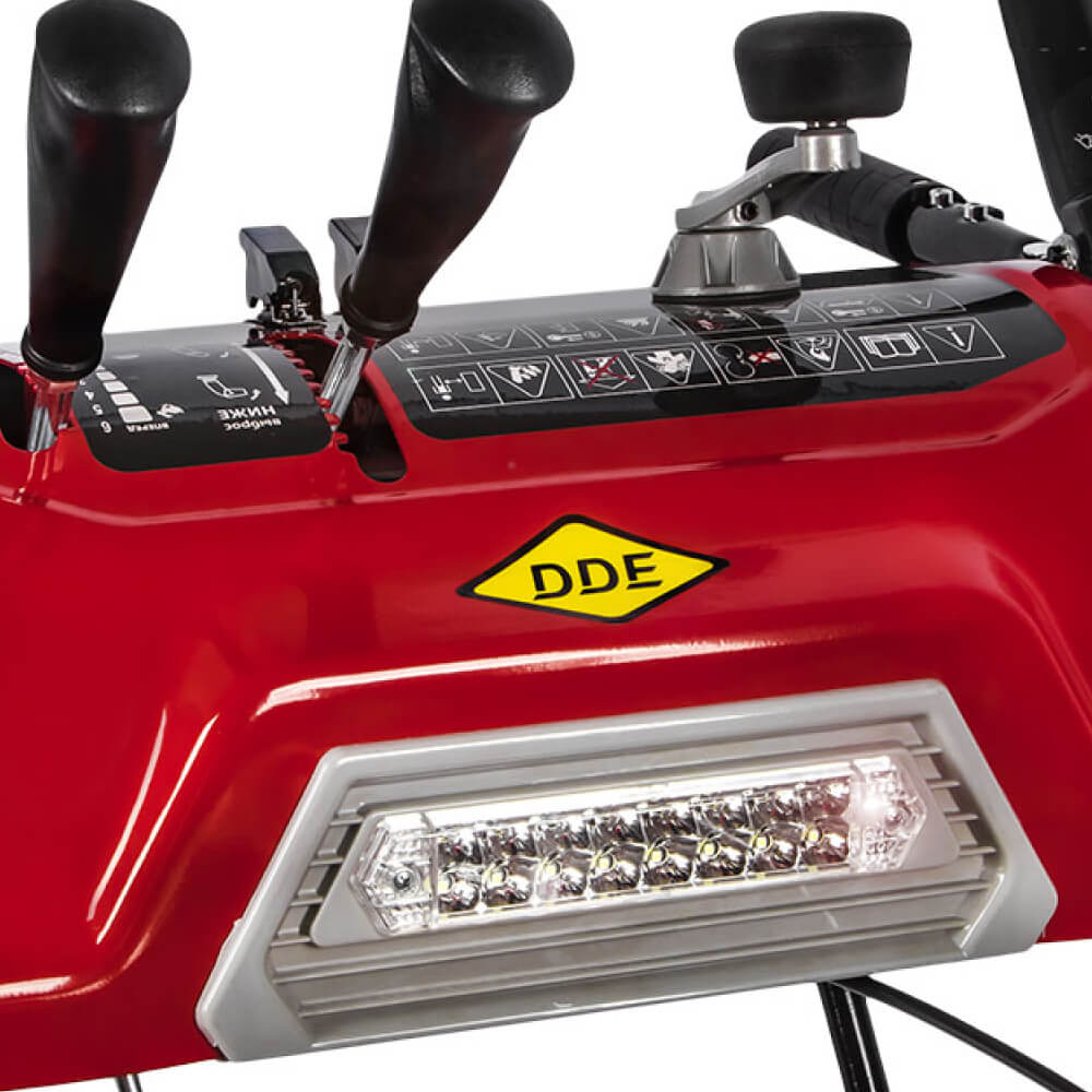 Снегоуборщик DDE ST1176LET, LED-фара